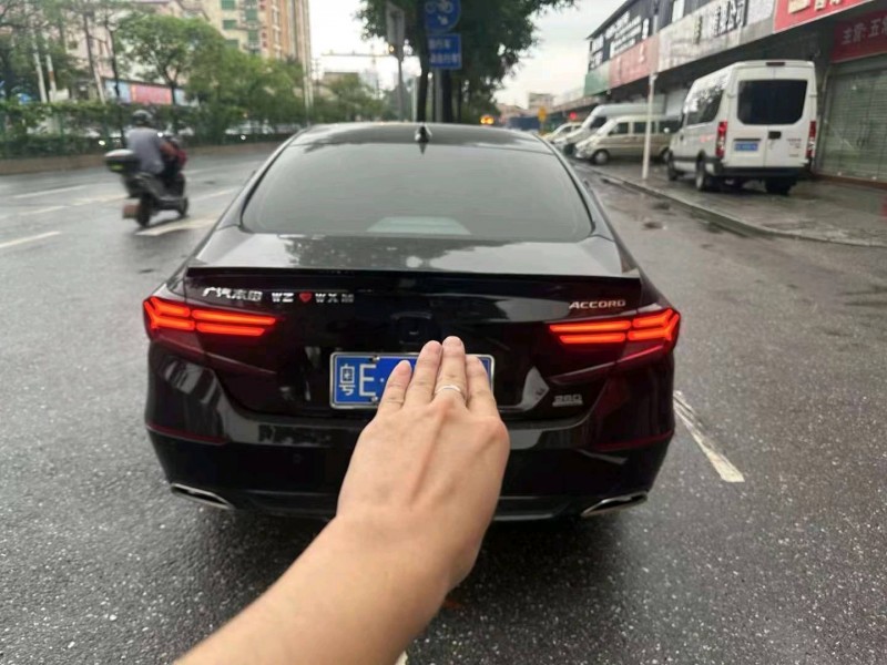 广州21年本田雅阁6