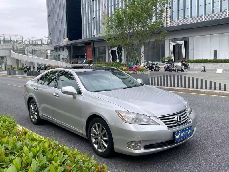 广州11年雷克萨斯ES2