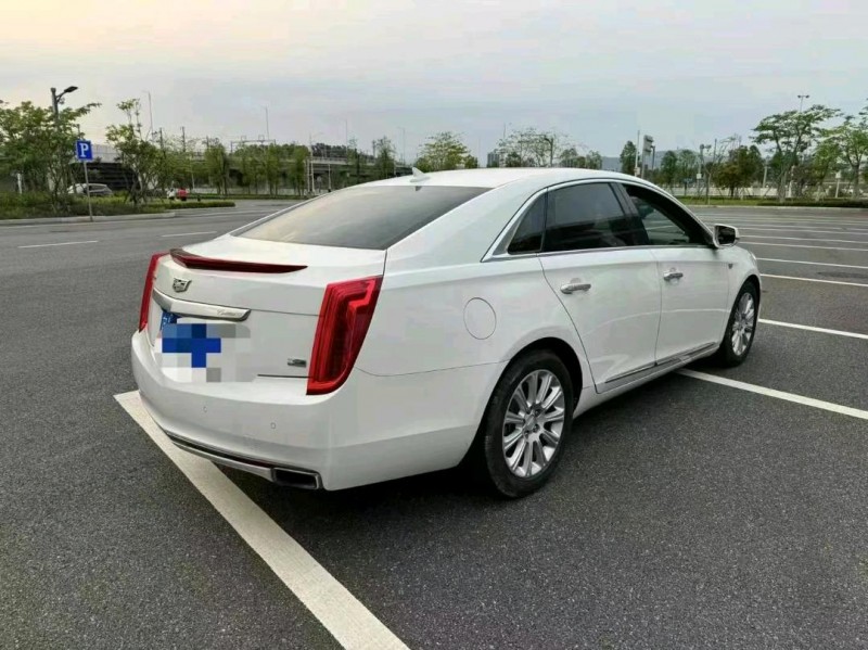 广州16年凯迪拉克XTS7