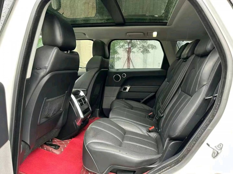 广州18年路虎揽胜运动3