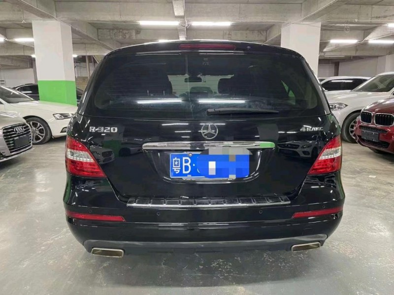 广州15年奔驰R9