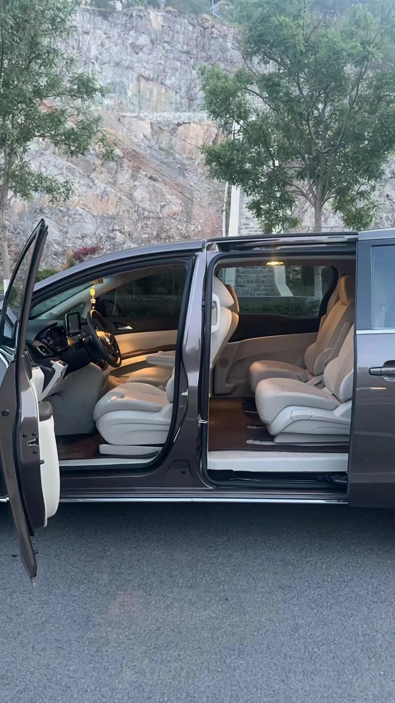 济南23年别克GL87