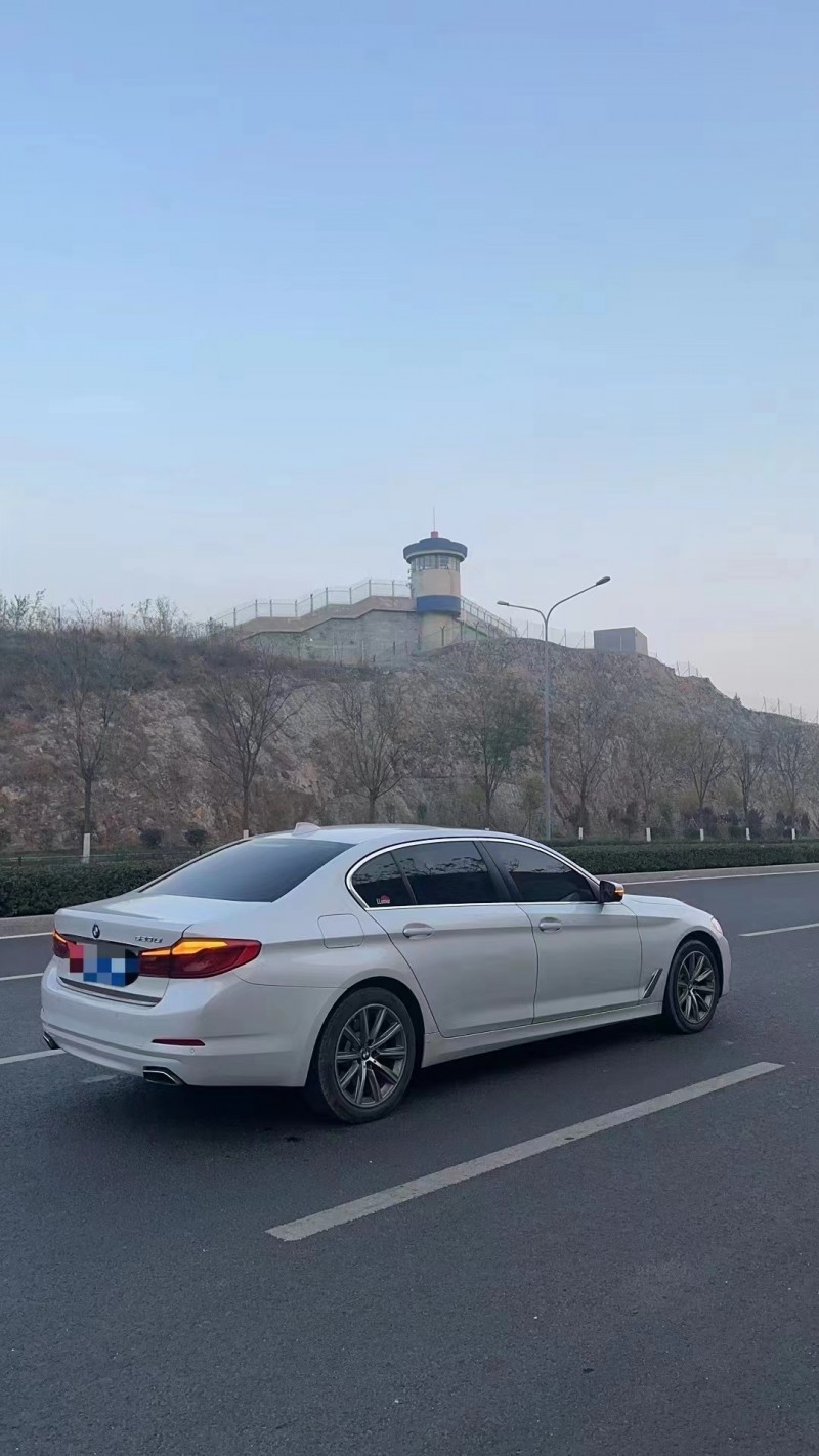 济南17年宝马5系5