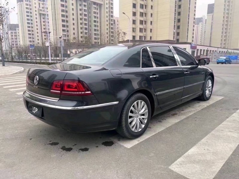 济宁13年大众辉腾7