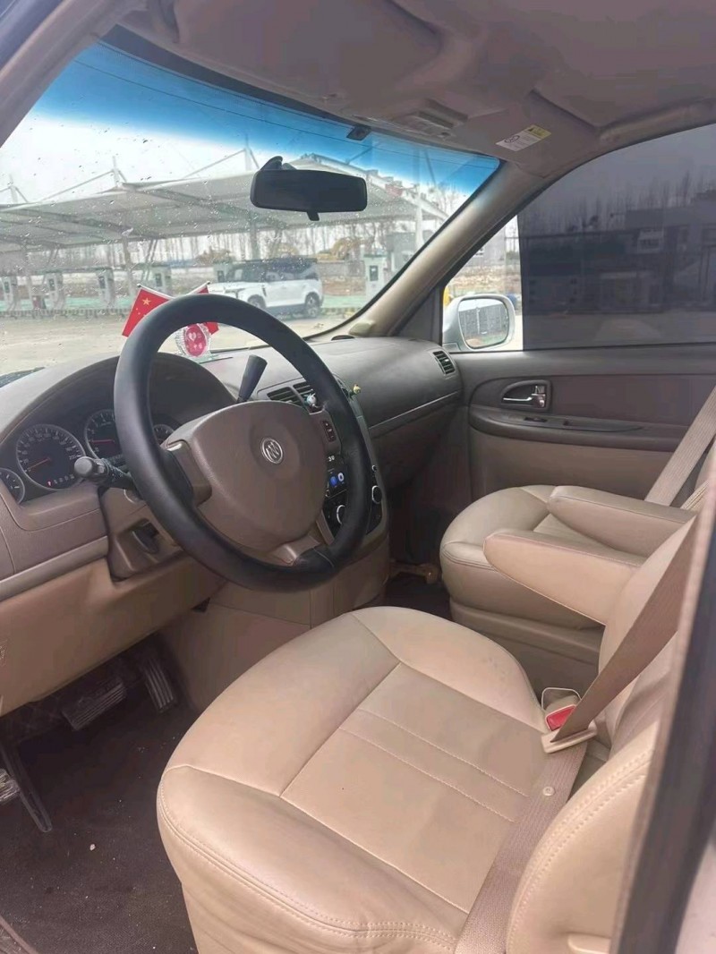 济南14年别克GL83