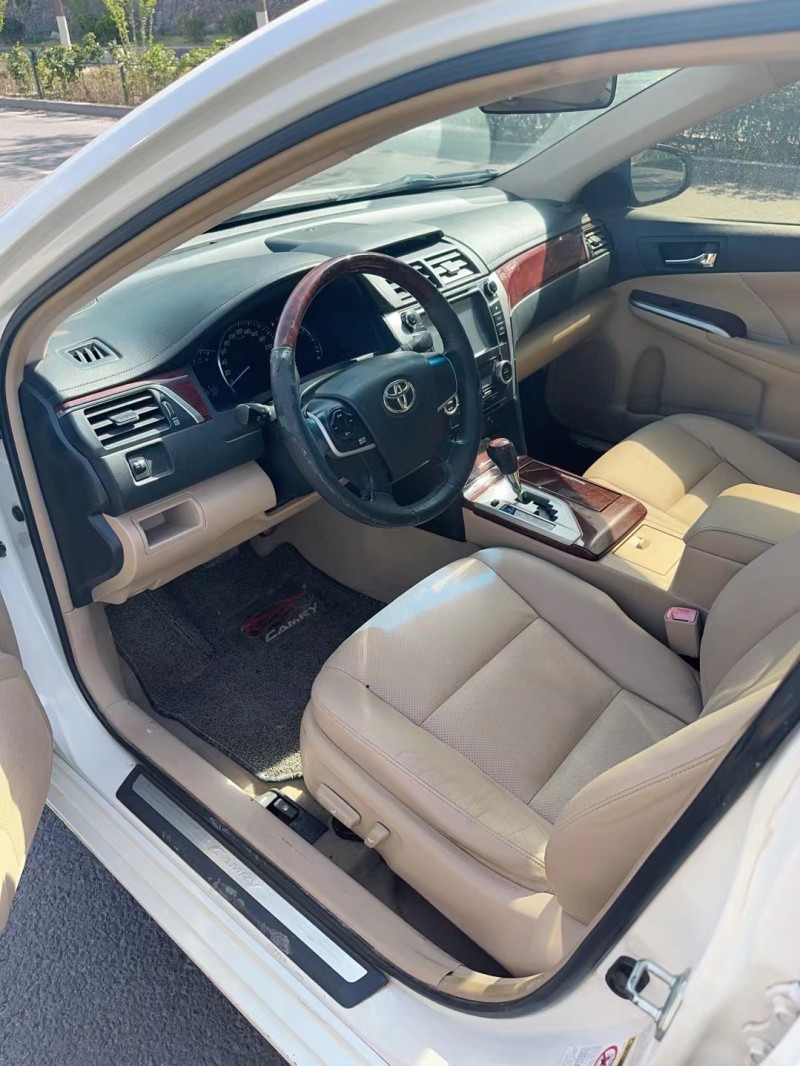济南13年丰田凯美瑞7