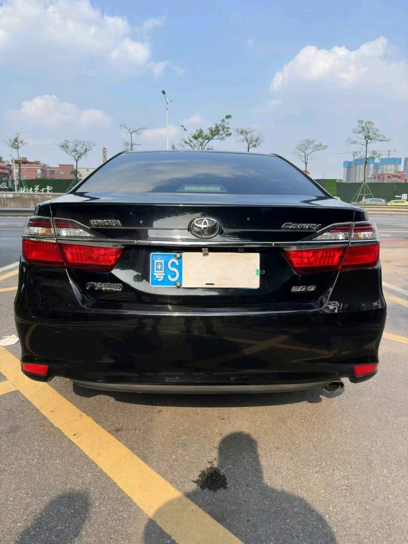 佛山15年丰田凯美瑞4