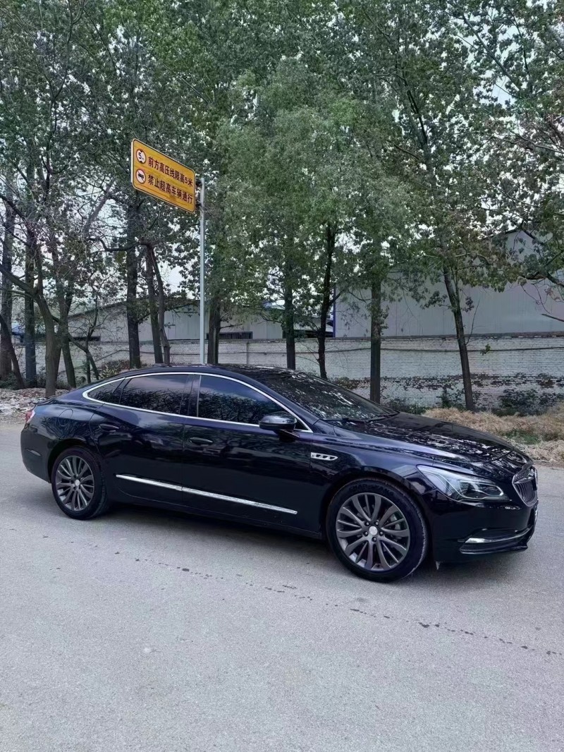 菏泽19年别克君越2