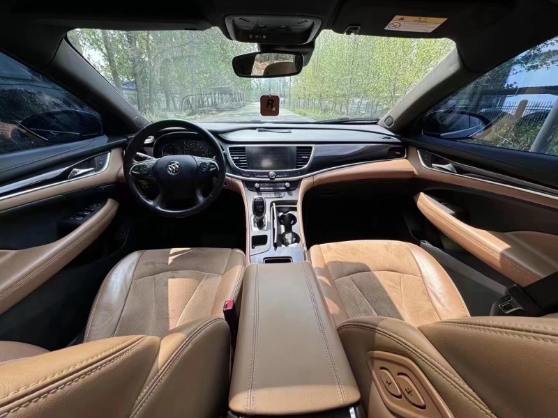 菏泽19年别克君越5