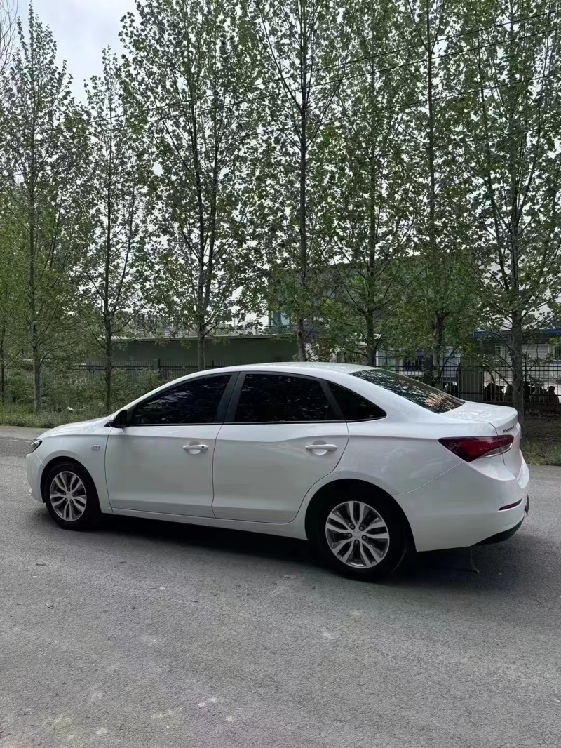 菏泽20年别克英朗GT6