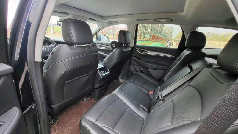 东营21年别克昂科旗5