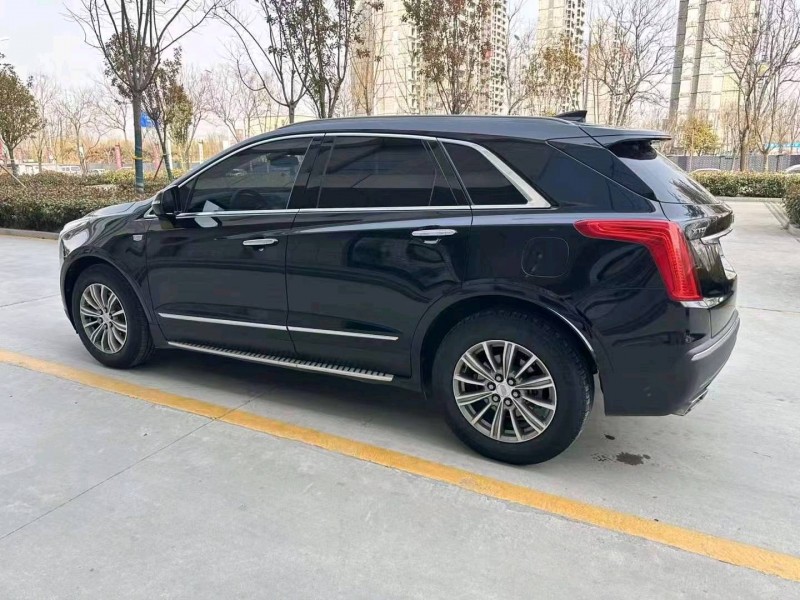 枣庄19年凯迪拉克XT56