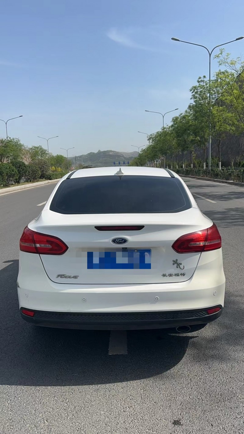 济南16年福特福克斯9