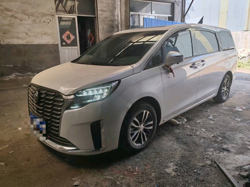 临沂22年别克GL82