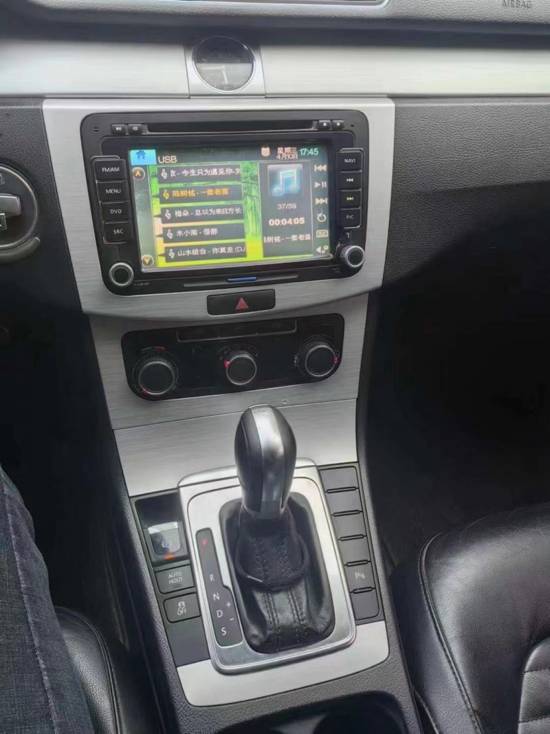 济南14年大众迈腾3