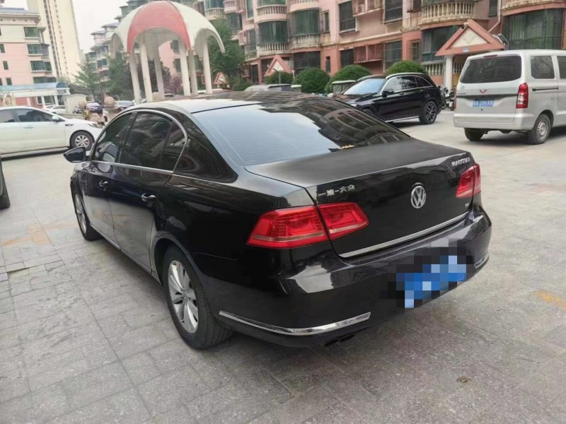 济南14年大众迈腾7