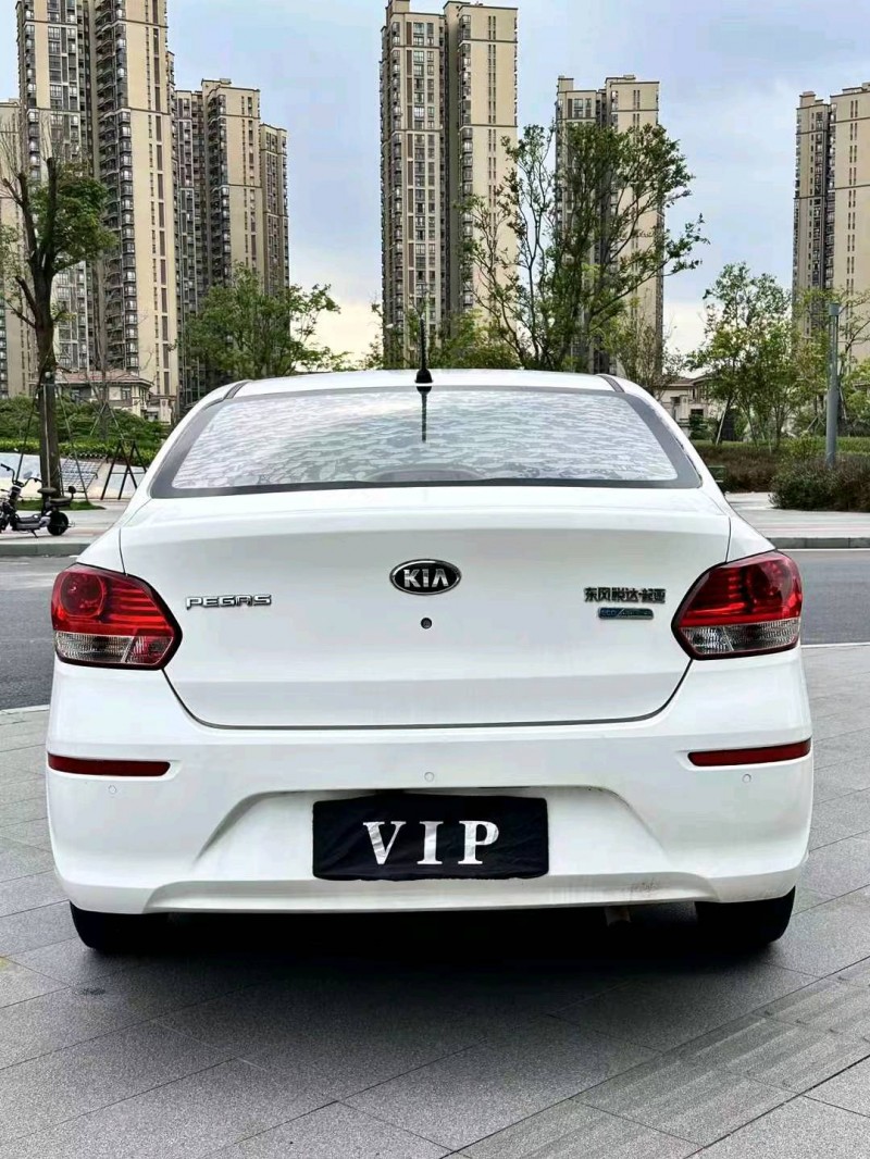 广州19年起亚焕驰7