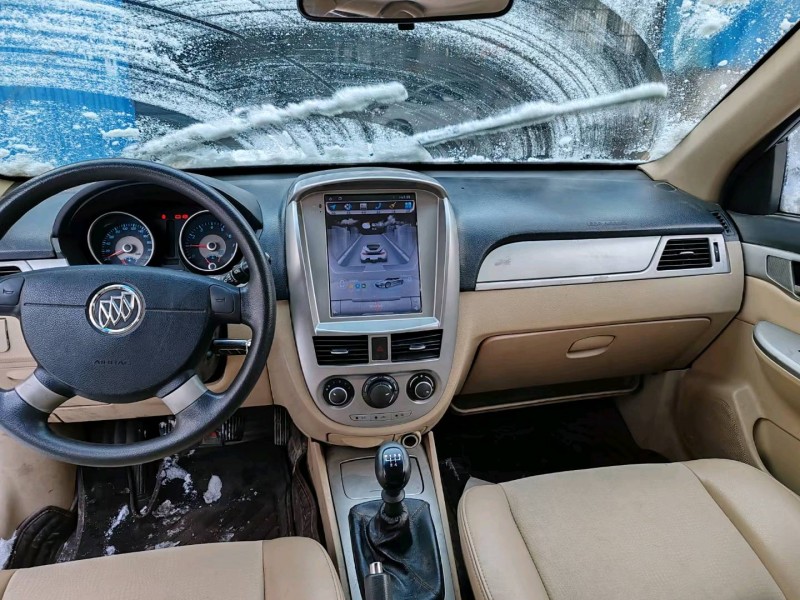 临沂14年别克凯越5