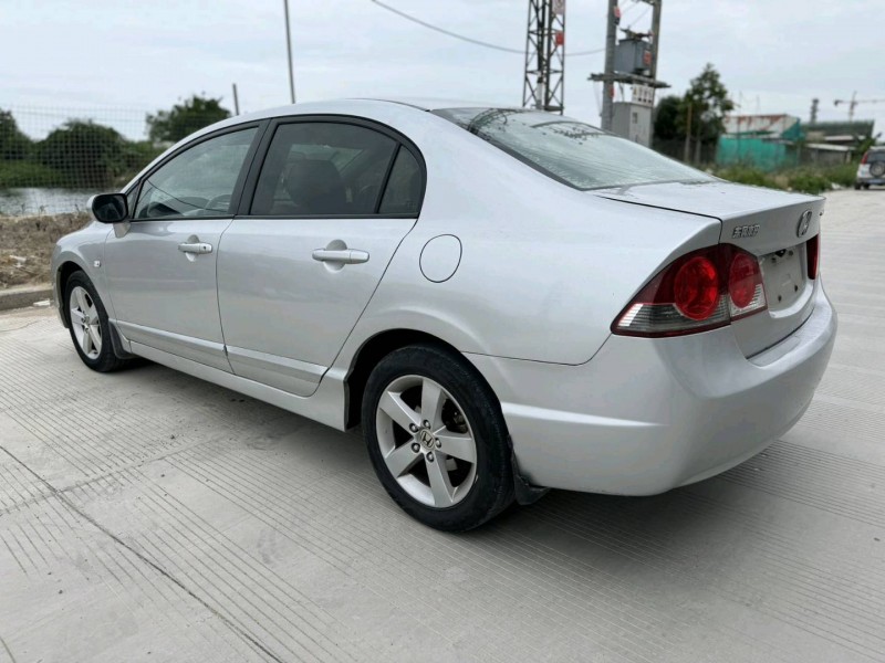 汕头13年本田思铭9