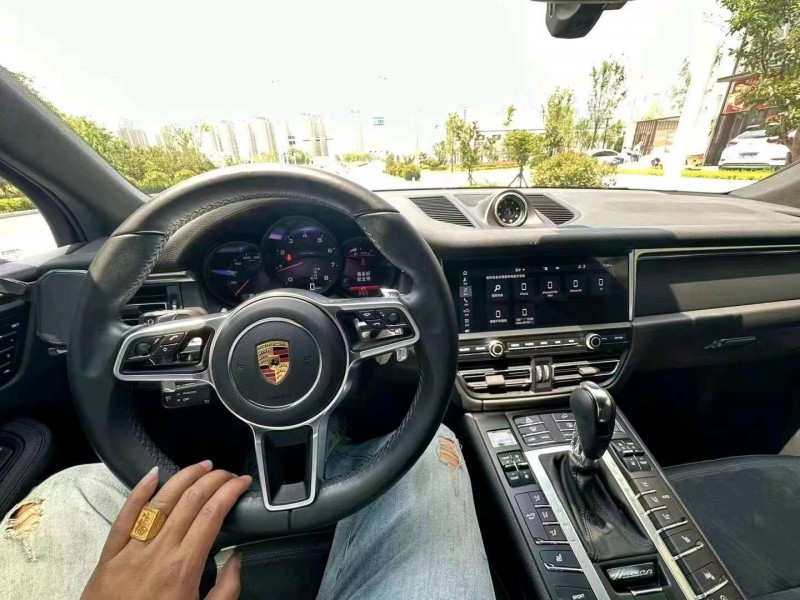 枣庄21年保时捷Macan7