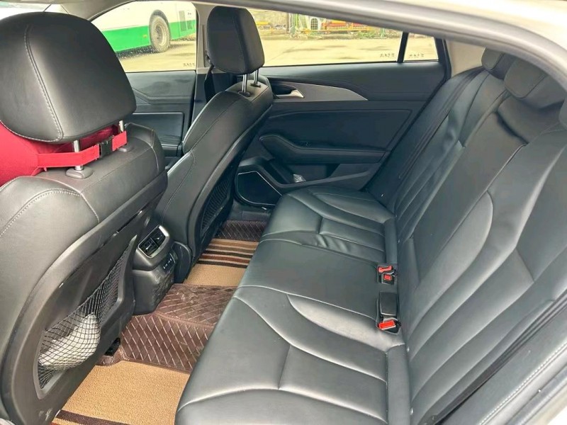 武汉21年红旗H56