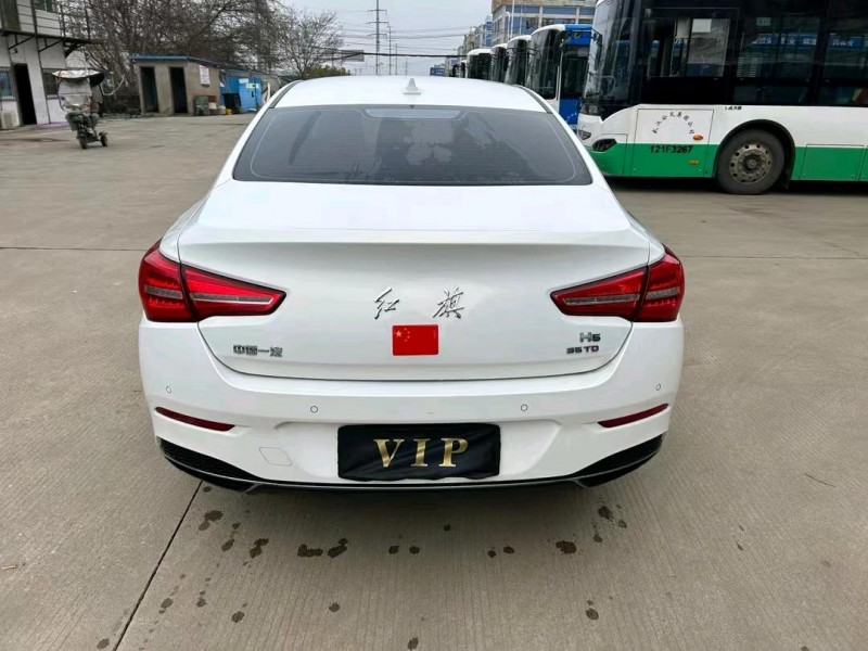 武汉21年红旗H59