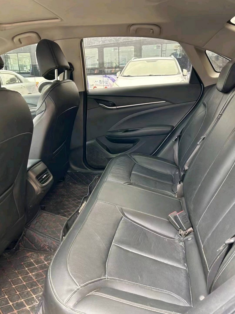 武汉20年别克英朗9