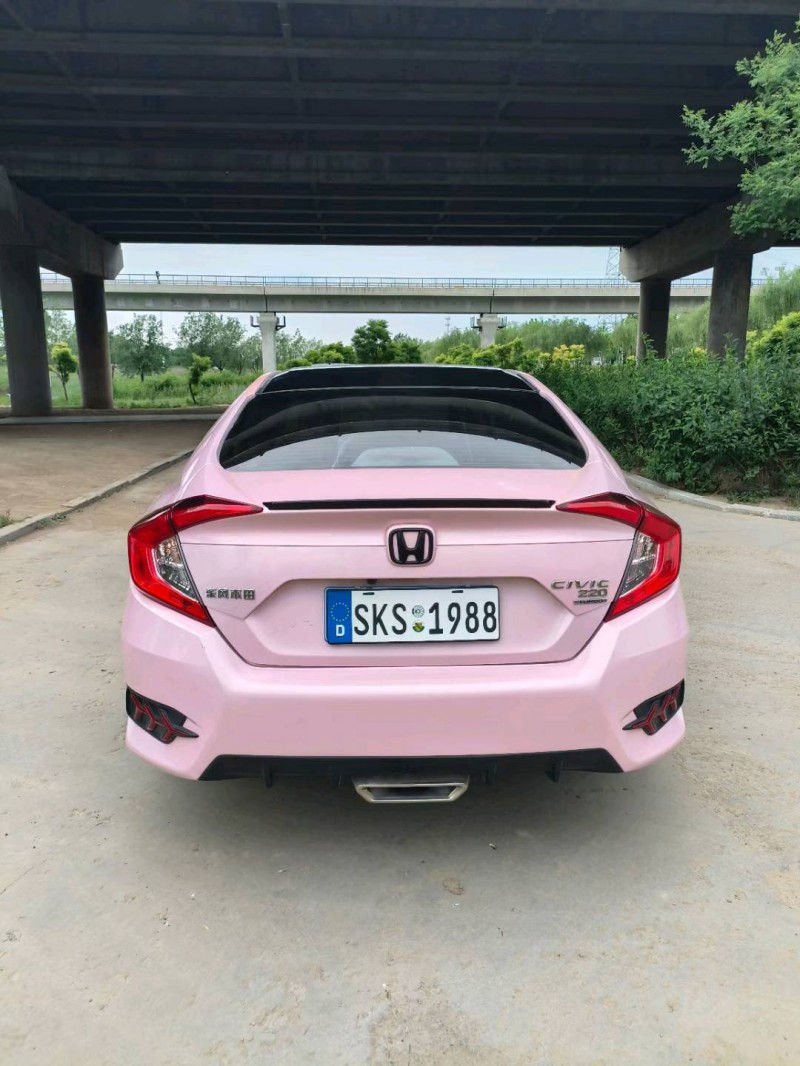 青岛21年本田思域9