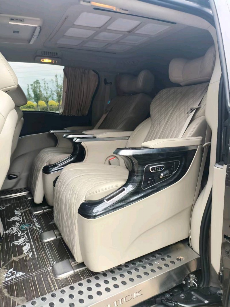 青岛21年别克GL85