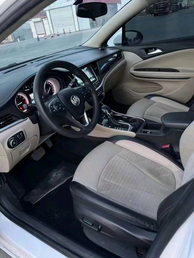 枣庄17年别克威朗5