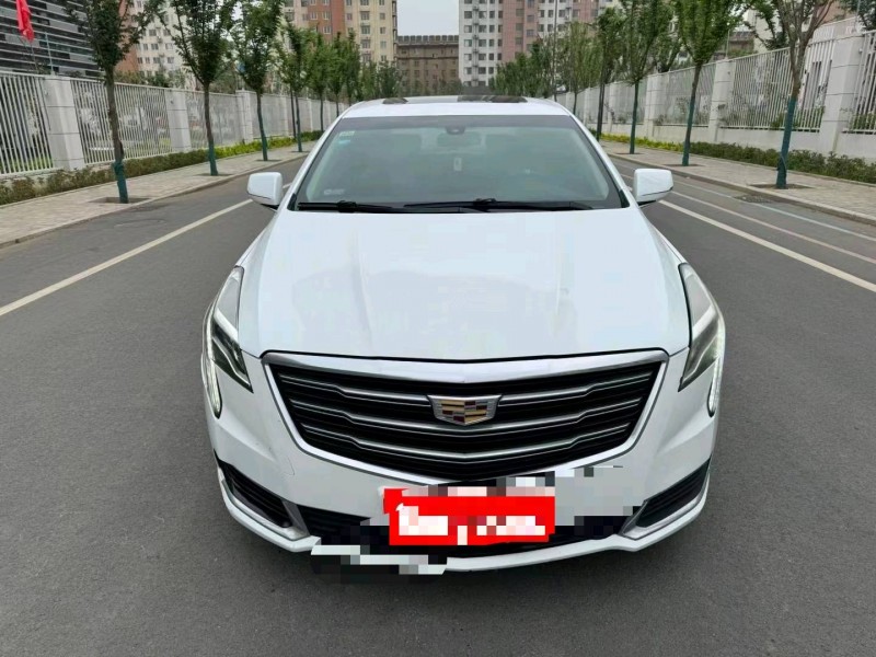 济宁18年凯迪拉克XTS1