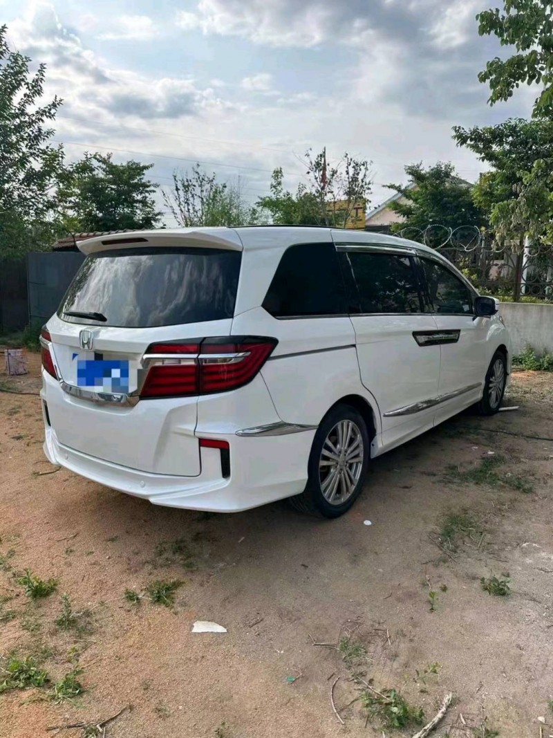 东营19年本田艾力绅4