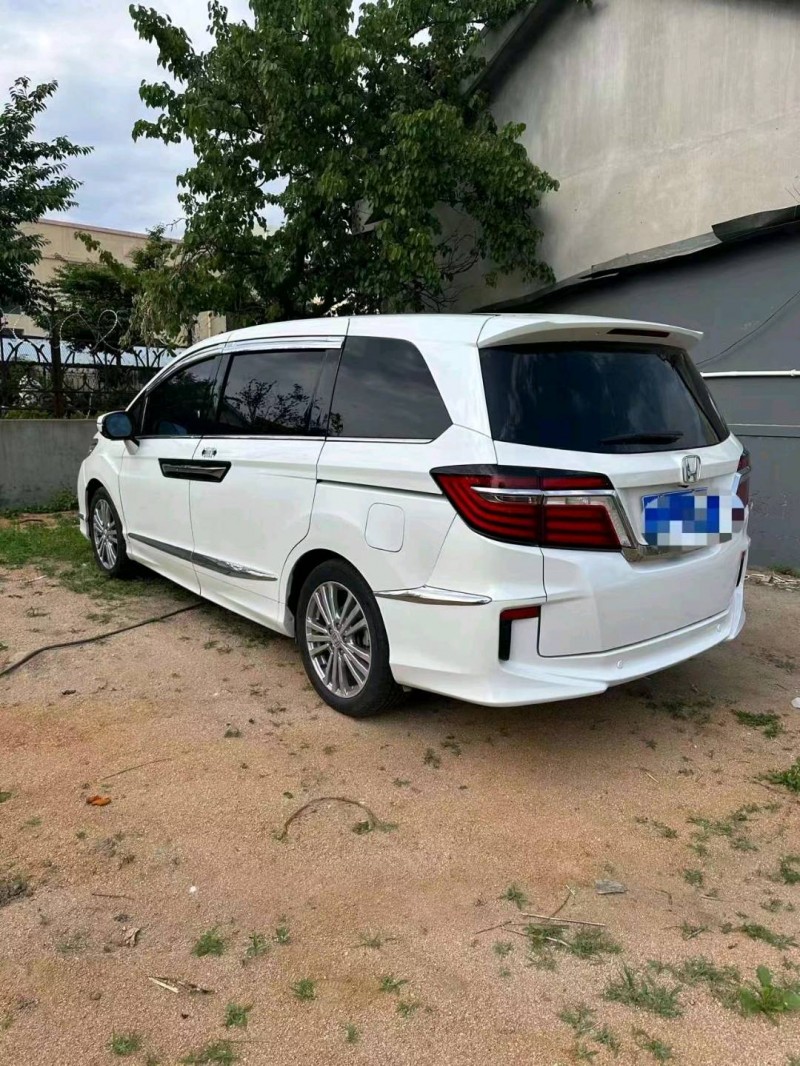 东营19年本田艾力绅5