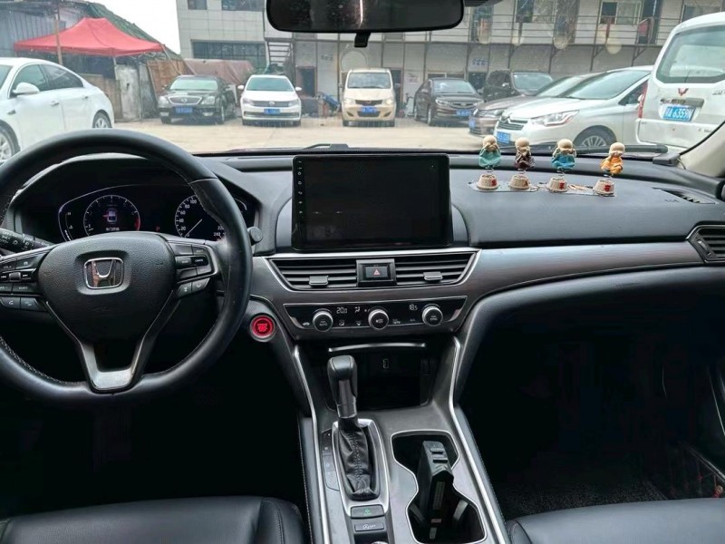 武汉19年本田雅阁9
