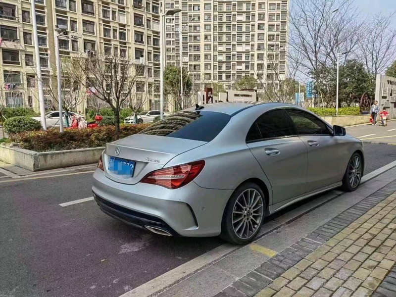 苏州18年奔驰CLA8