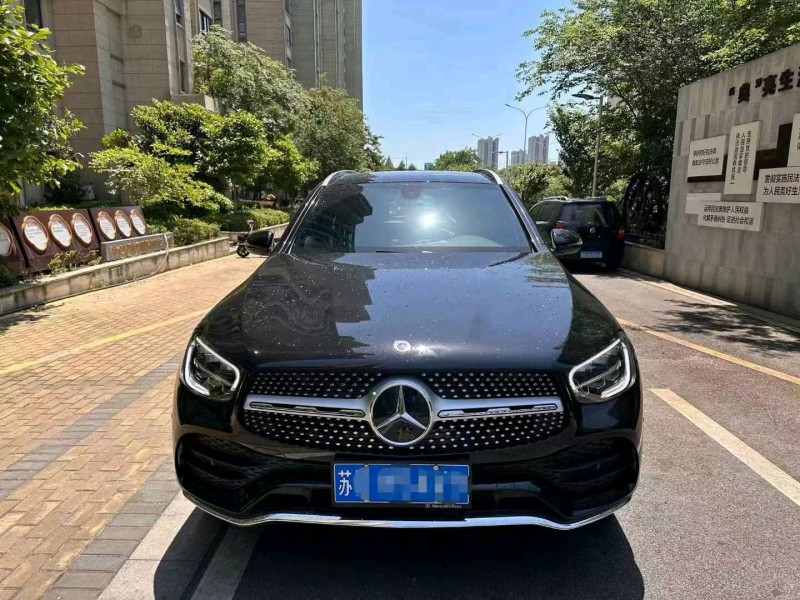 苏州23年奔驰GLC1