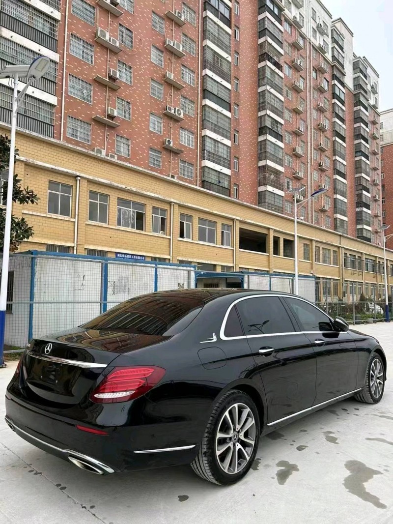 武汉19年奔驰E6