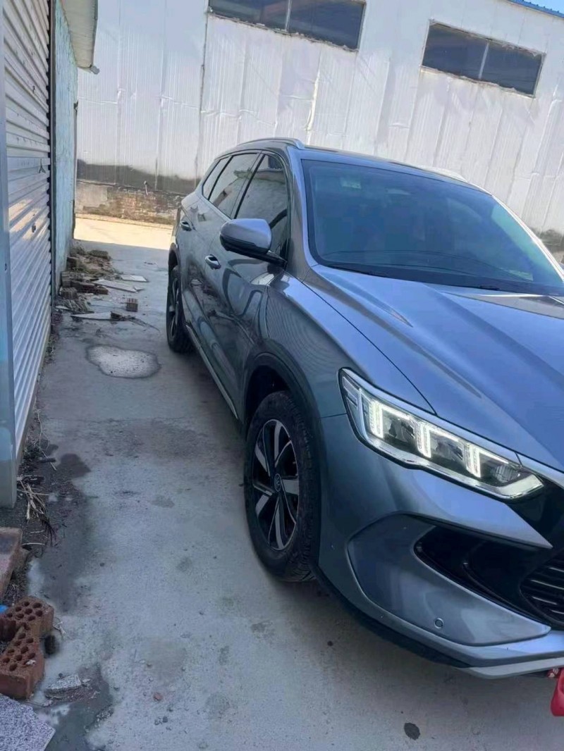 东营23年比亚迪宋2