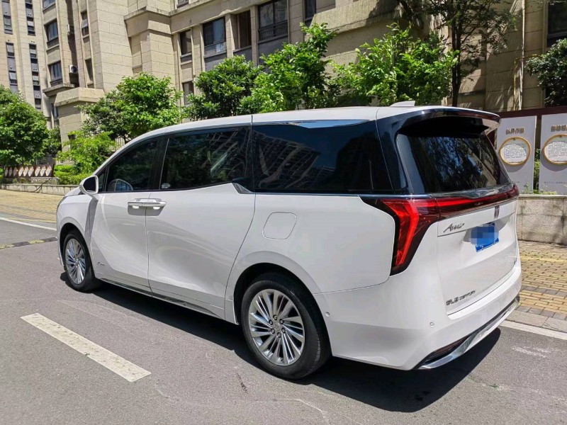 苏州22年别克新世纪7