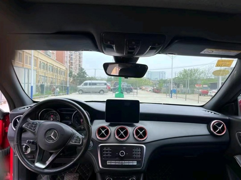 武汉19年奔驰CLA9