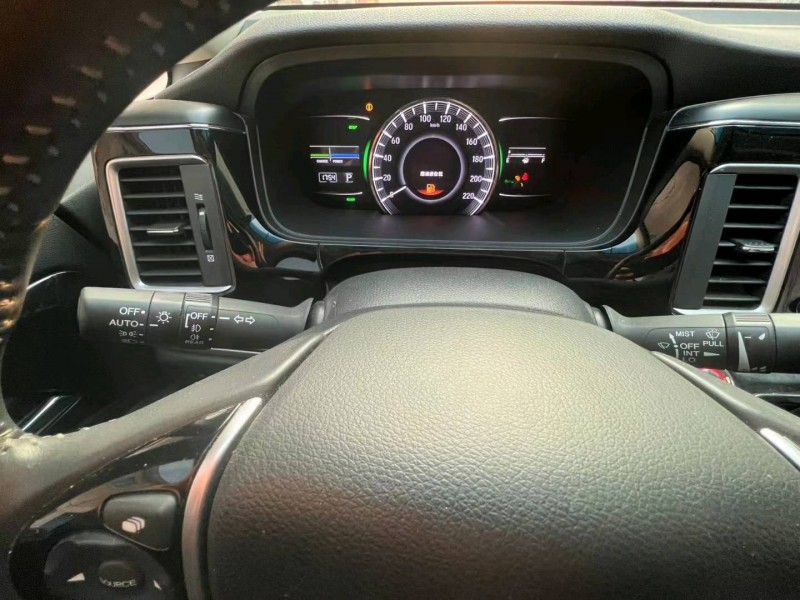 临沂20年本田艾力绅7