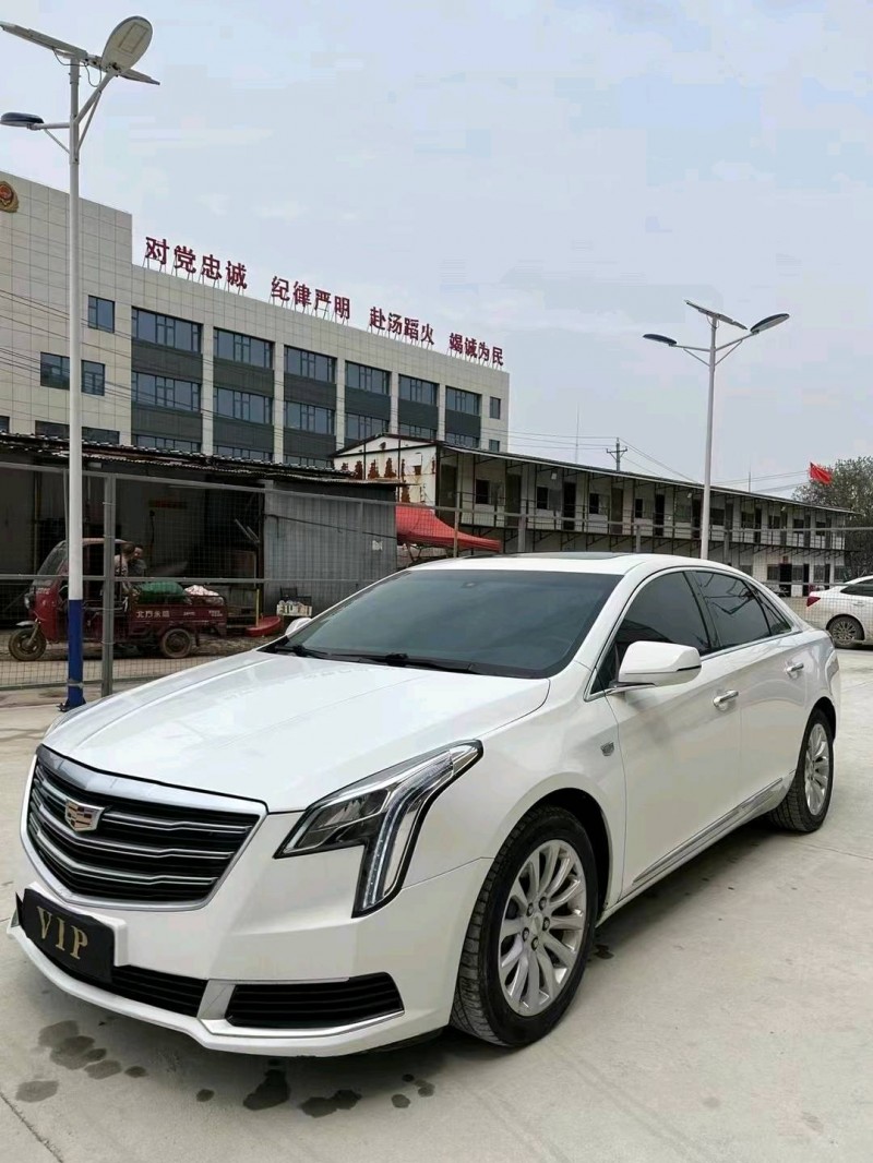 武汉18年凯迪拉克XTS2