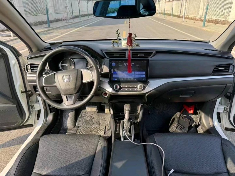 济宁19年本田享域5