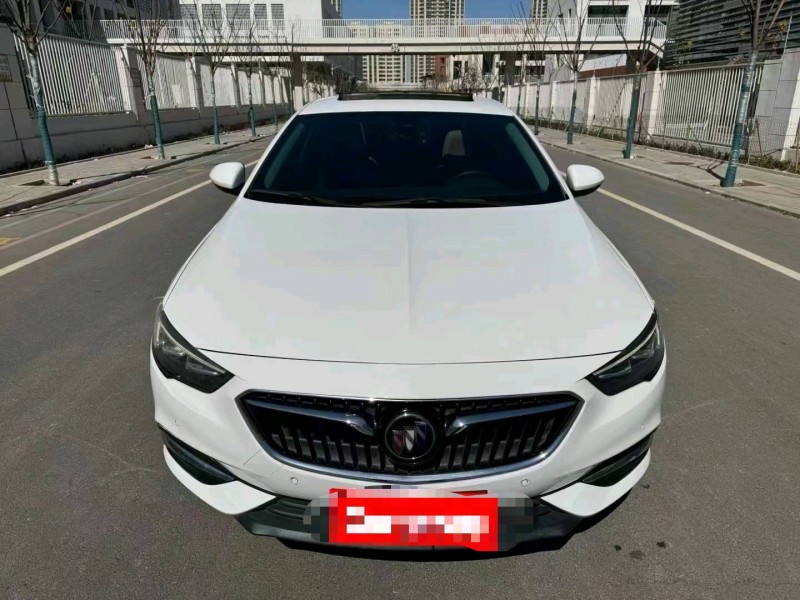 济宁17年别克君威1