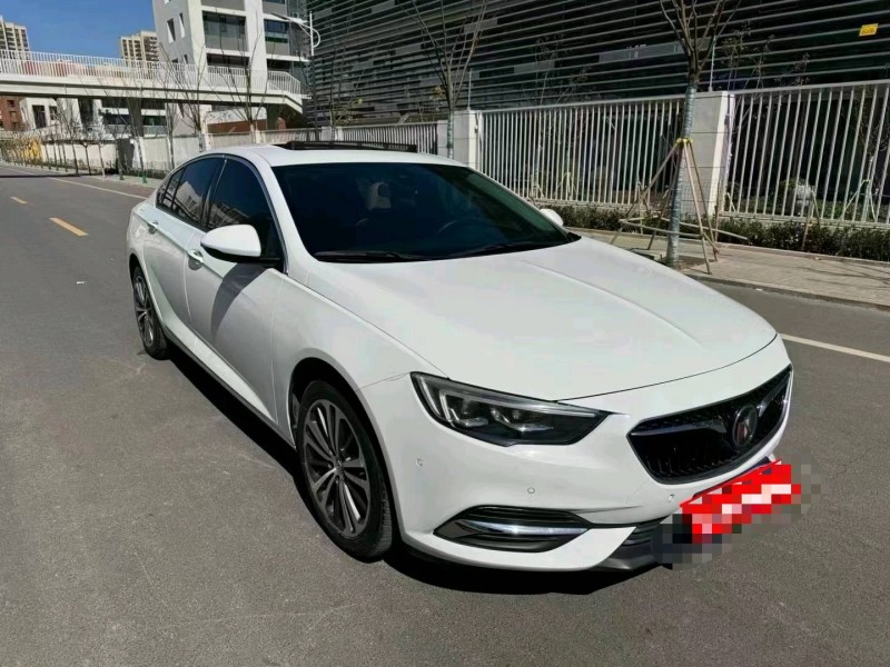 济宁17年别克君威2