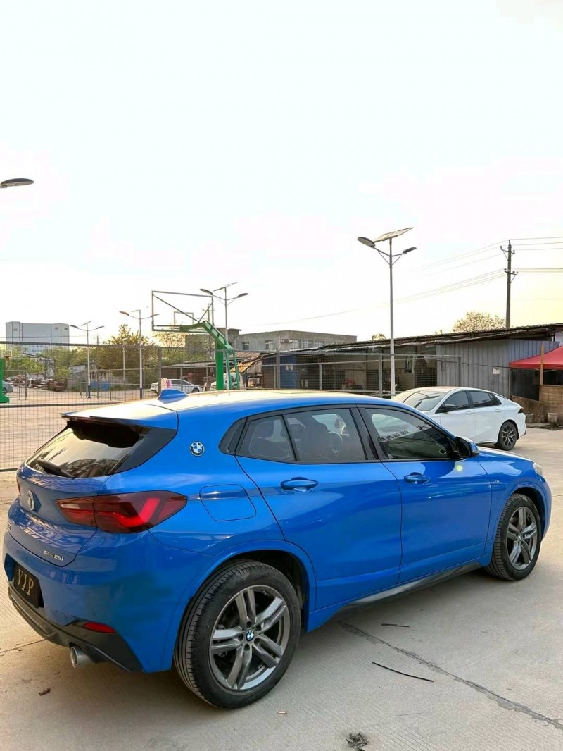 武汉21年宝马X26