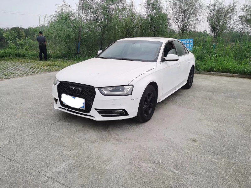 蕪湖13年奧迪A4L2