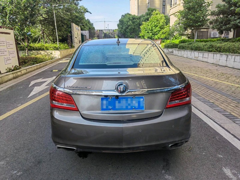 苏州14年别克君越4