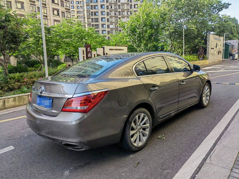 苏州14年别克君越9