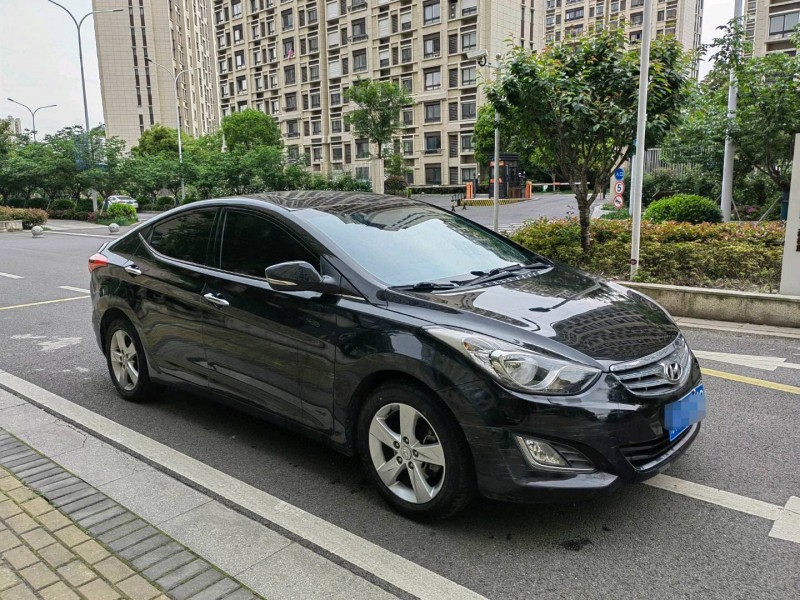 苏州14年现代朗动2